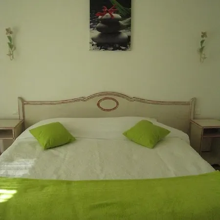 Hoteliere La Pinede Bleue