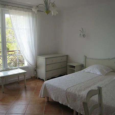 Hoteliere La Pinede Bleue *